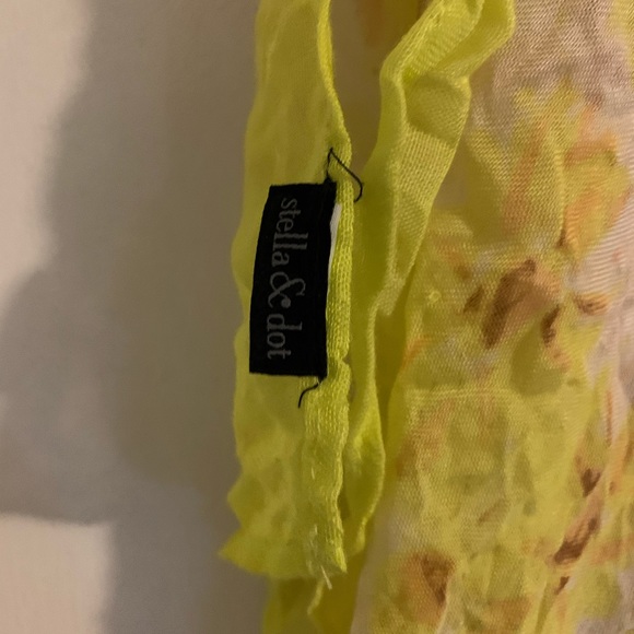 Stella & Dot scarf with bag. - Picture 2 of 5